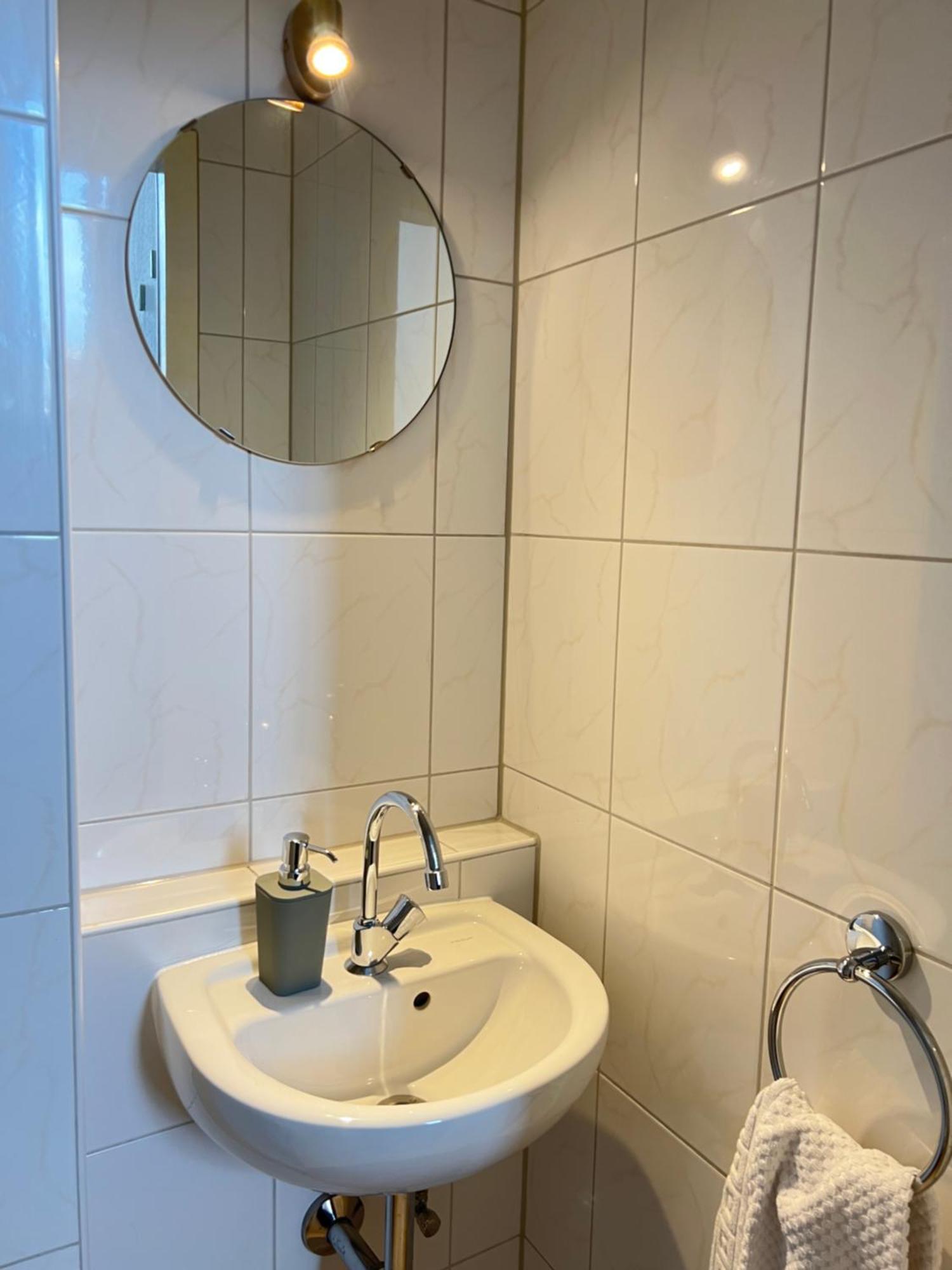 Der Schwan 7 - 3 Schlafzimmer - 2 Balkone - Zentral - 100 Qm Apartment *