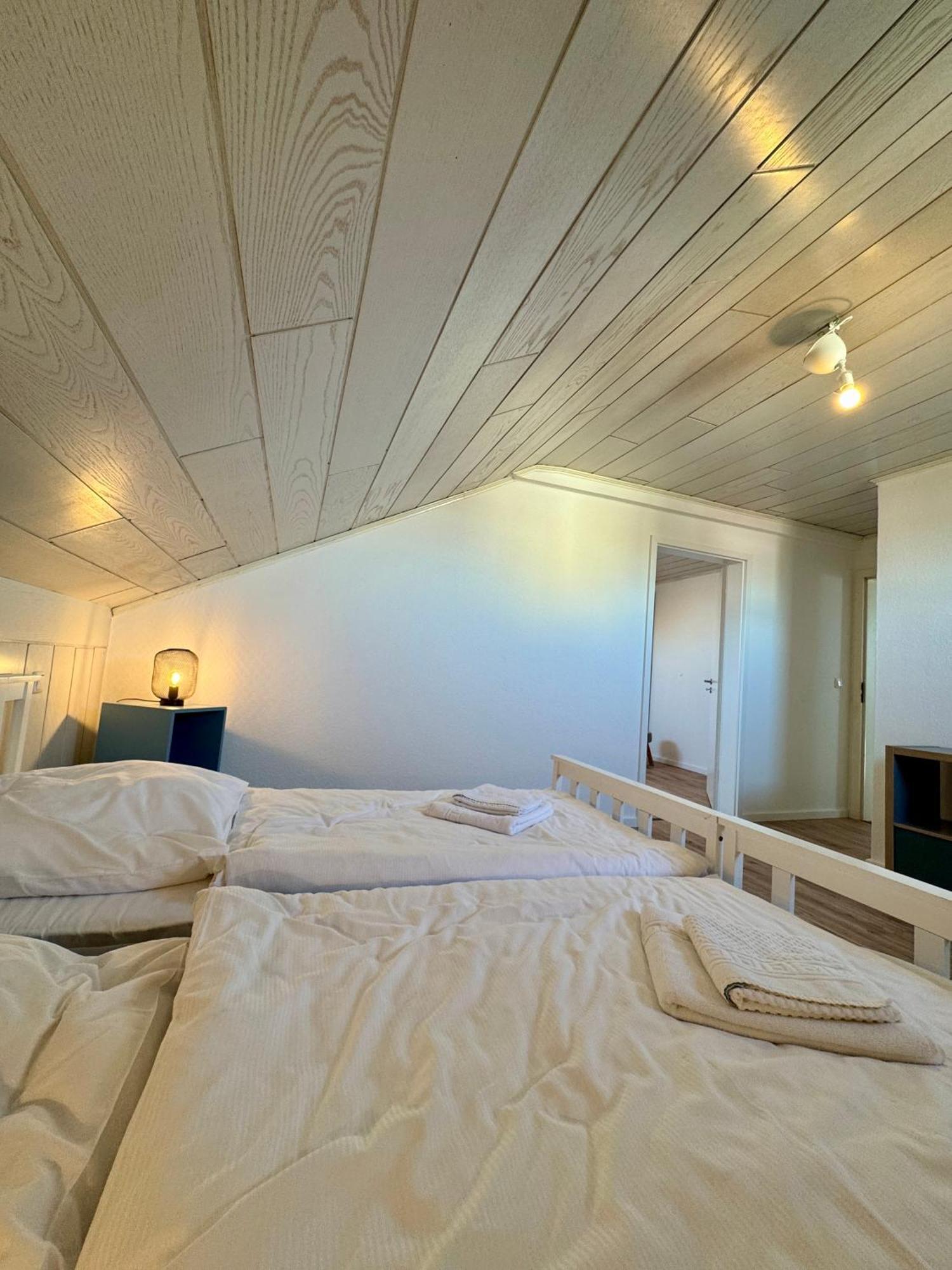 Apartment Der Schwan 7 - 3 Schlafzimmer - 2 Balkone - Zentral - 100 Qm Duren